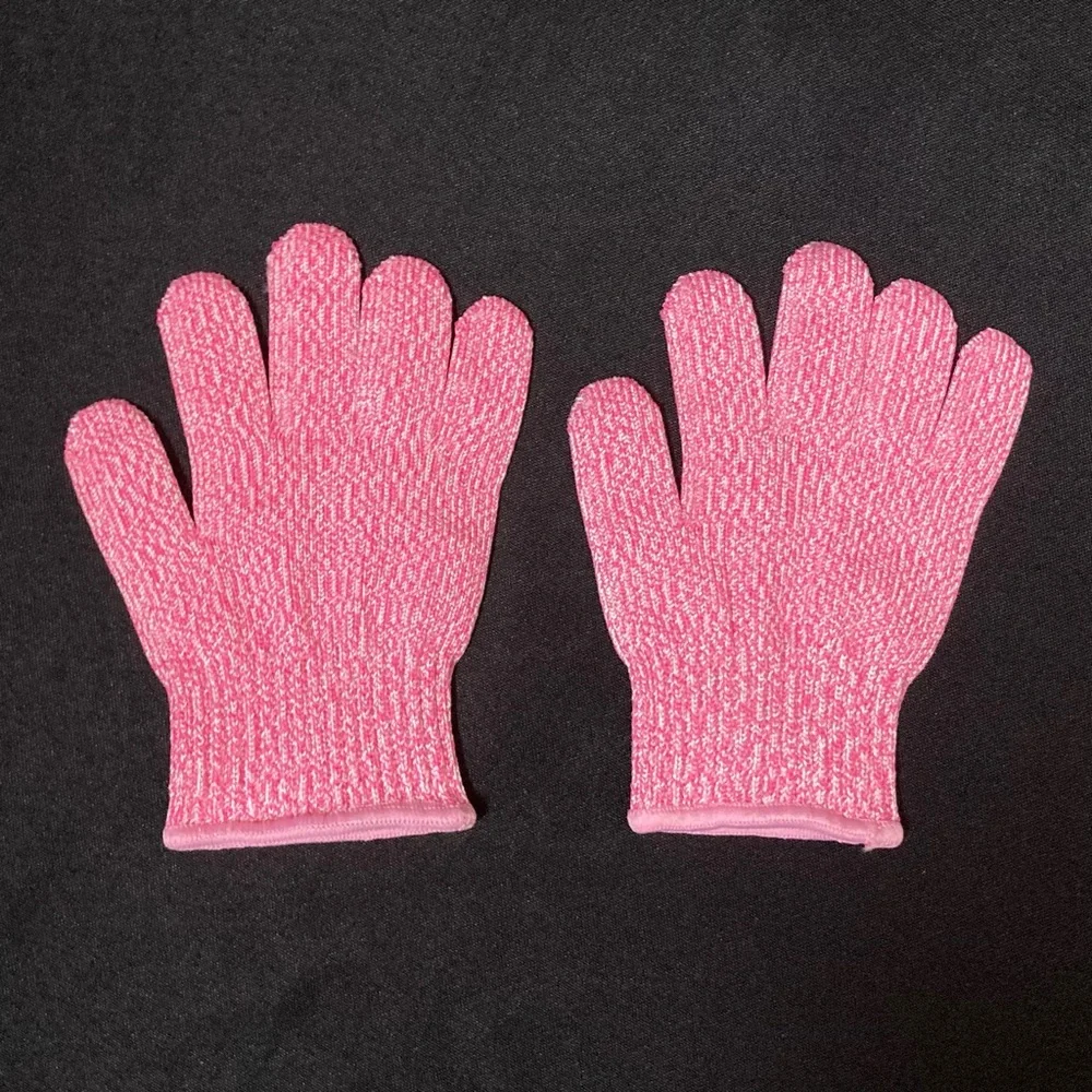 ⭐️ Pink and White Knit Little Girl’s Gloves Size Small Ages 5-7